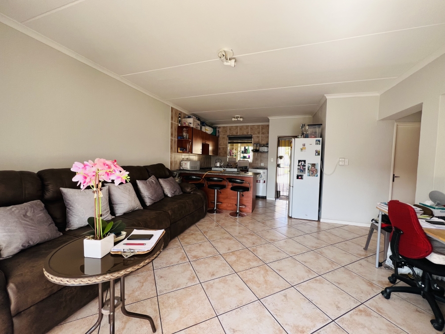 2 Bedroom Property for Sale in North Riding Gauteng