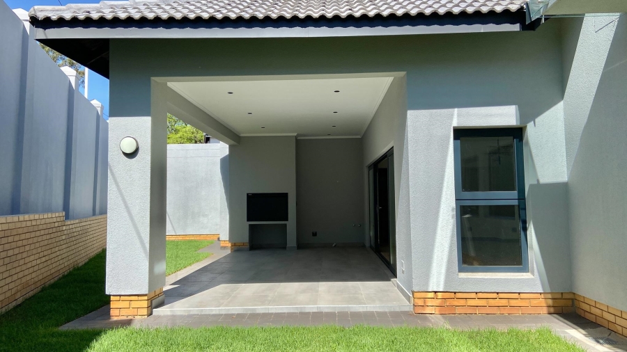 3 Bedroom Property for Sale in Bryanston Gauteng