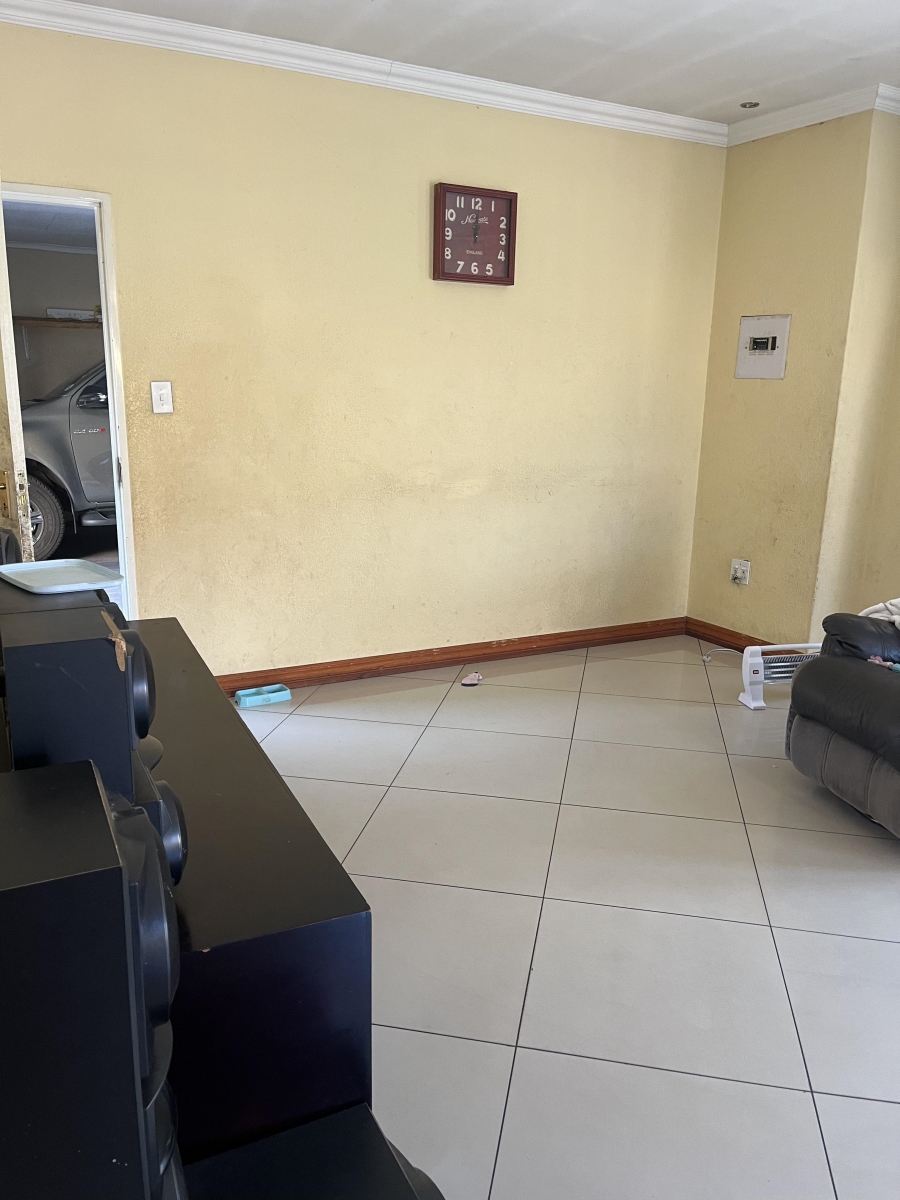 To Let 3 Bedroom Property for Rent in Leondale Gauteng