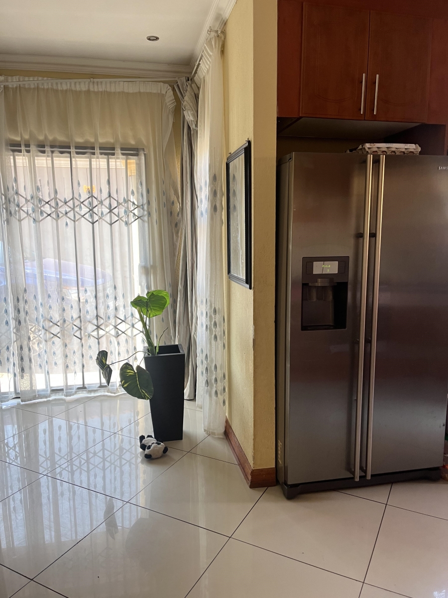 To Let 3 Bedroom Property for Rent in Leondale Gauteng