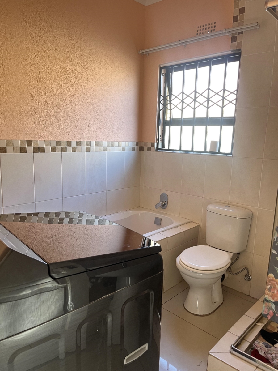 To Let 3 Bedroom Property for Rent in Leondale Gauteng