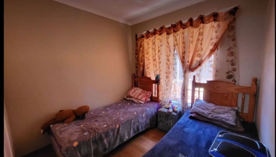 3 Bedroom Property for Sale in Hesteapark Gauteng