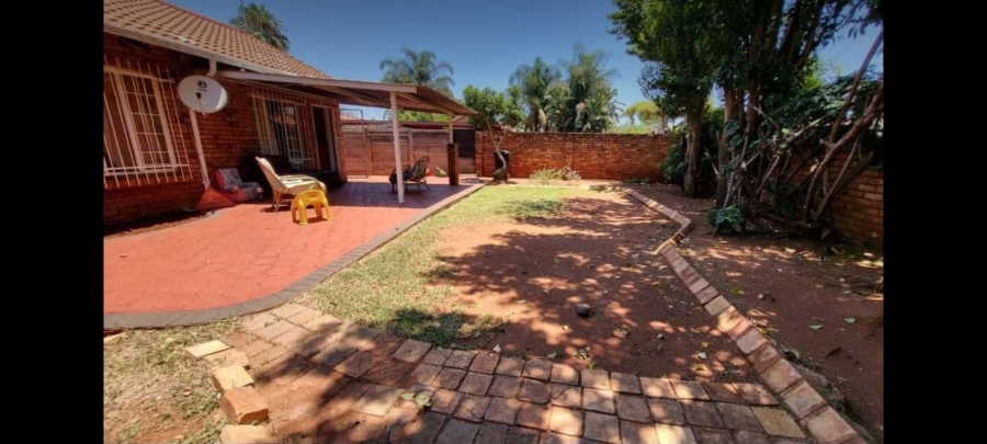 3 Bedroom Property for Sale in Hesteapark Gauteng