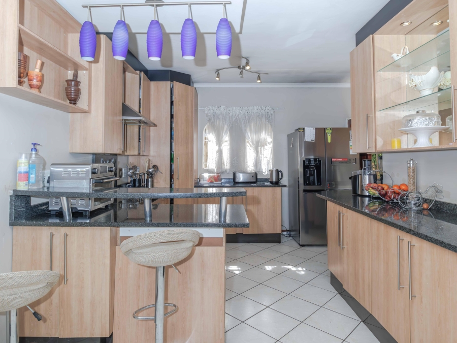 3 Bedroom Property for Sale in Marais Steyn Park Gauteng