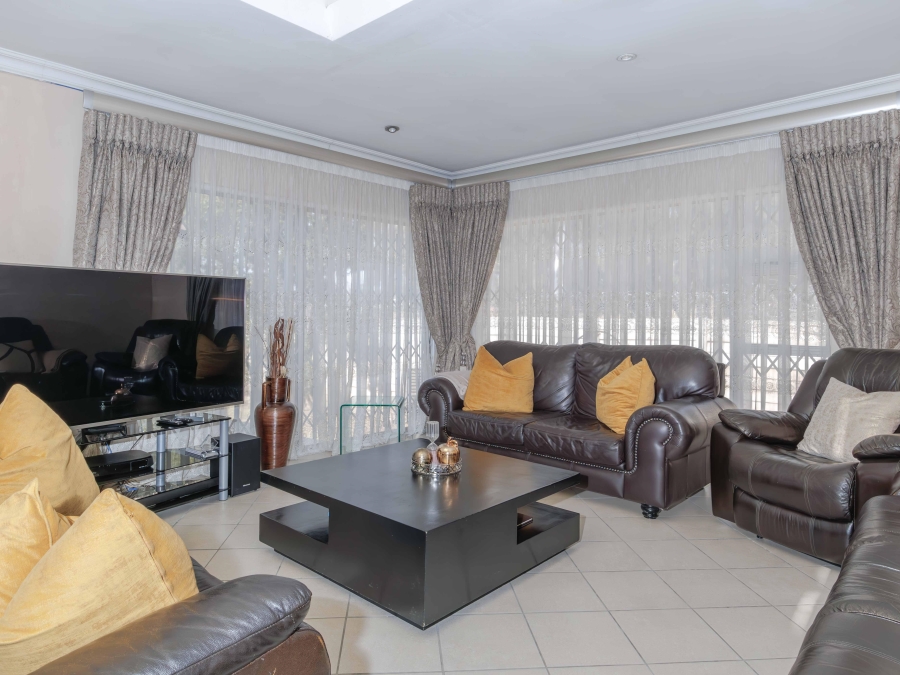 3 Bedroom Property for Sale in Marais Steyn Park Gauteng