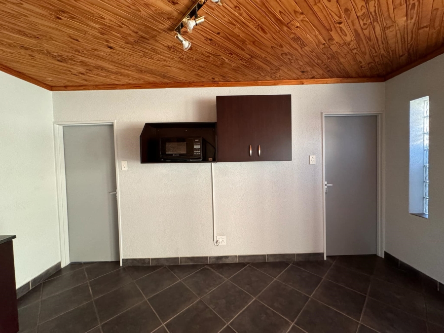 To Let 1 Bedroom Property for Rent in Isandovale Gauteng