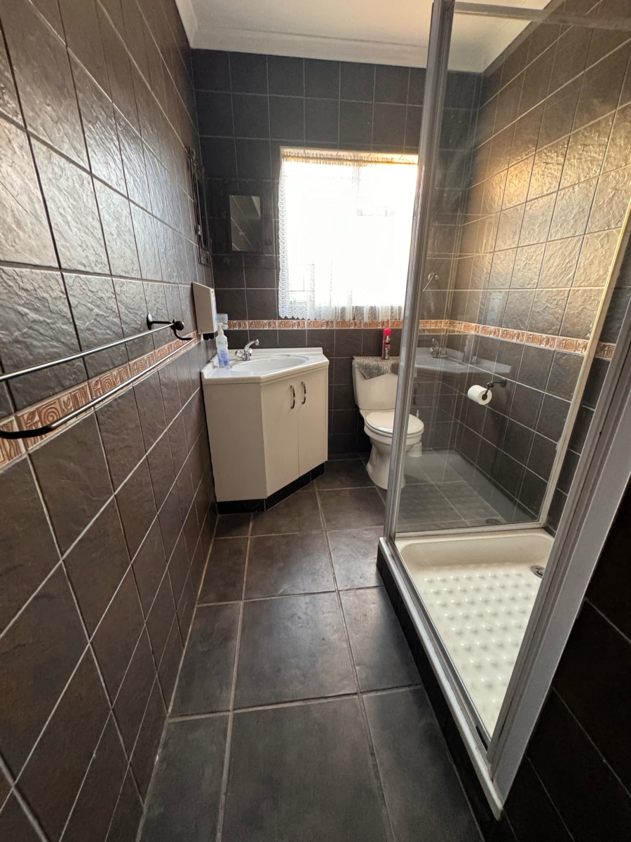 To Let 1 Bedroom Property for Rent in Isandovale Gauteng
