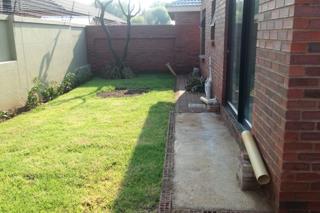 4 Bedroom Property for Sale in New Redruth Gauteng