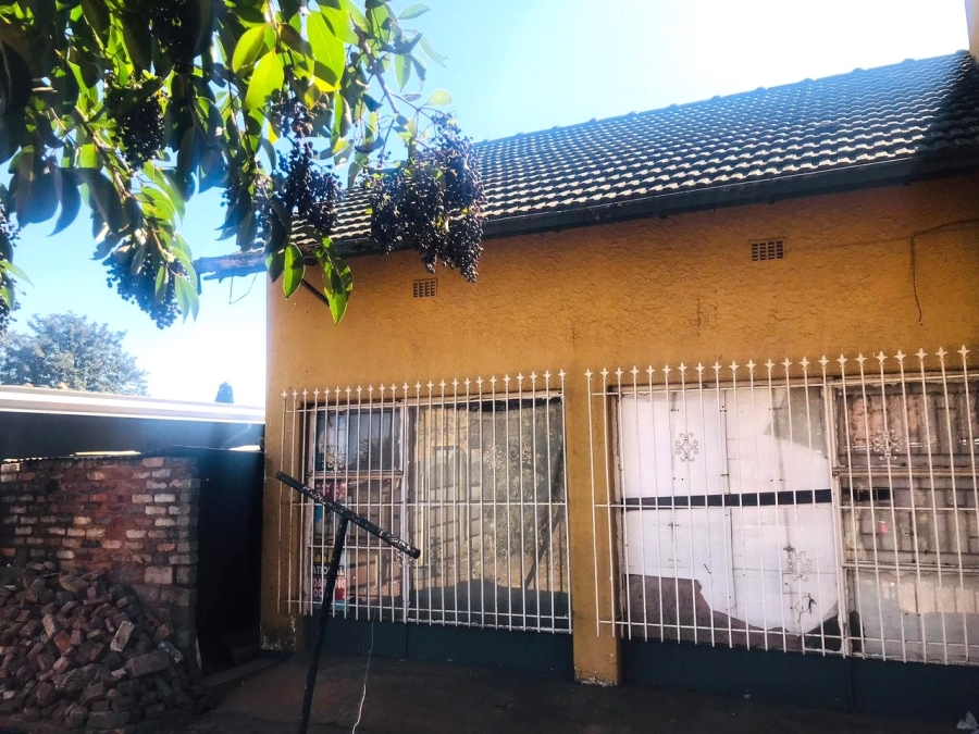 3 Bedroom Property for Sale in Roodekop Gauteng