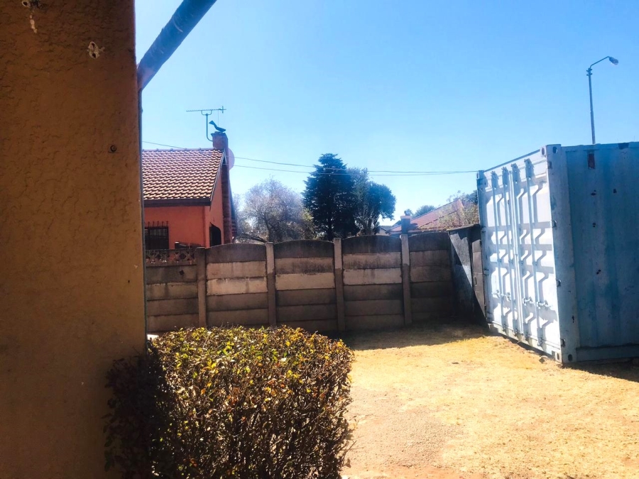 3 Bedroom Property for Sale in Roodekop Gauteng