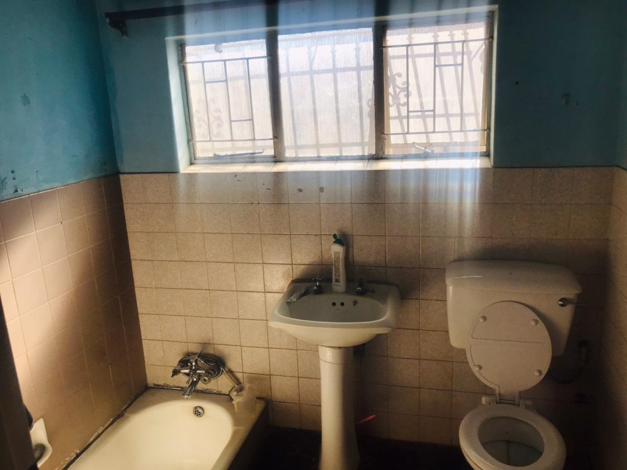 3 Bedroom Property for Sale in Roodekop Gauteng