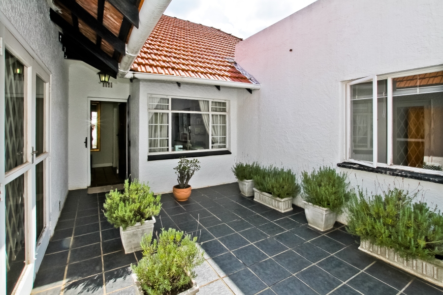 To Let 4 Bedroom Property for Rent in Craighall Park Gauteng