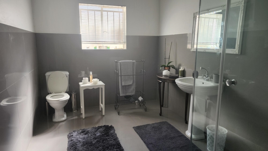 To Let 4 Bedroom Property for Rent in Craighall Park Gauteng