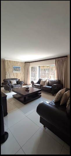 To Let 5 Bedroom Property for Rent in Fairland Gauteng