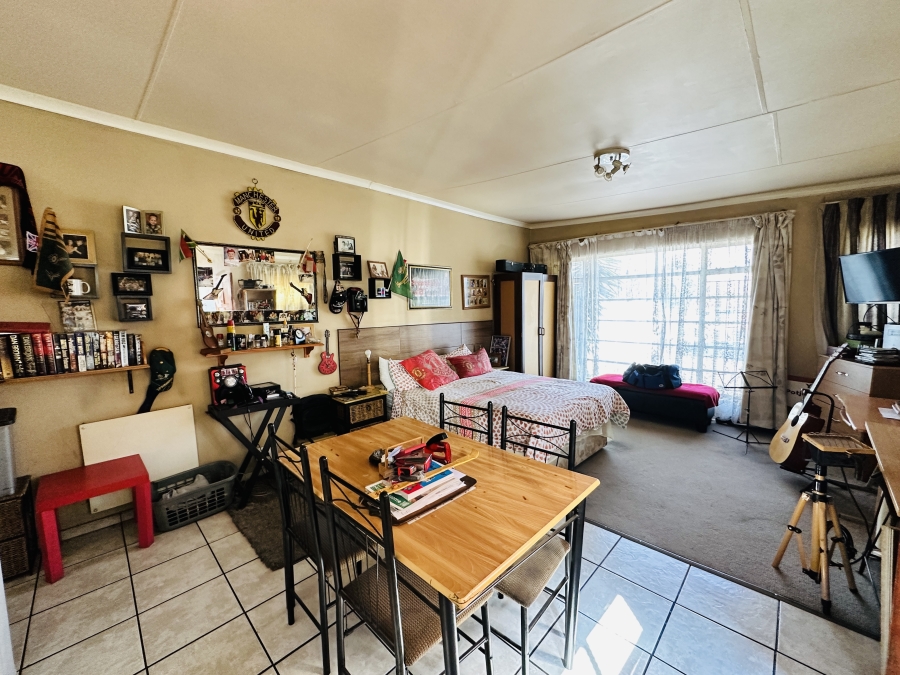 3 Bedroom Property for Sale in Albemarle Gauteng