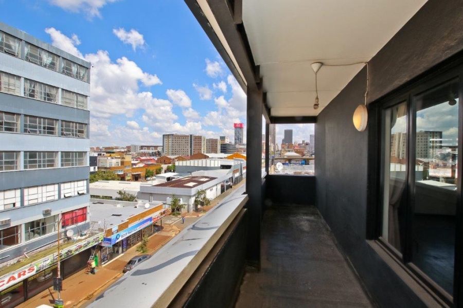 1 Bedroom Property for Sale in Maboneng Gauteng