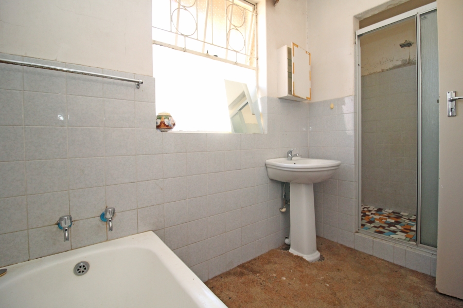 4 Bedroom Property for Sale in Kew Gauteng