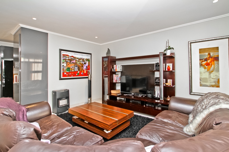 4 Bedroom Property for Sale in Bryanston Gauteng