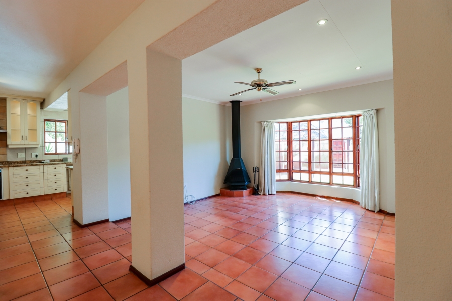 To Let 4 Bedroom Property for Rent in Bryanston Gauteng