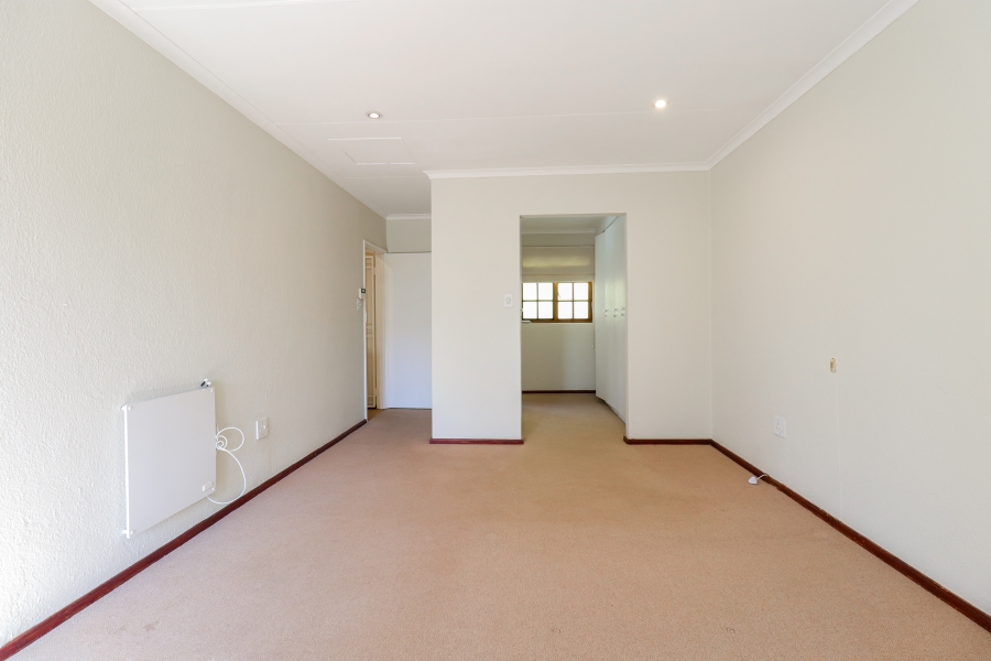 To Let 4 Bedroom Property for Rent in Bryanston Gauteng