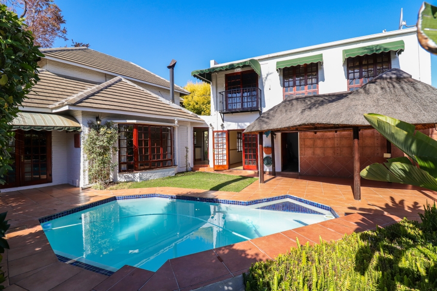 To Let 4 Bedroom Property for Rent in Bryanston Gauteng