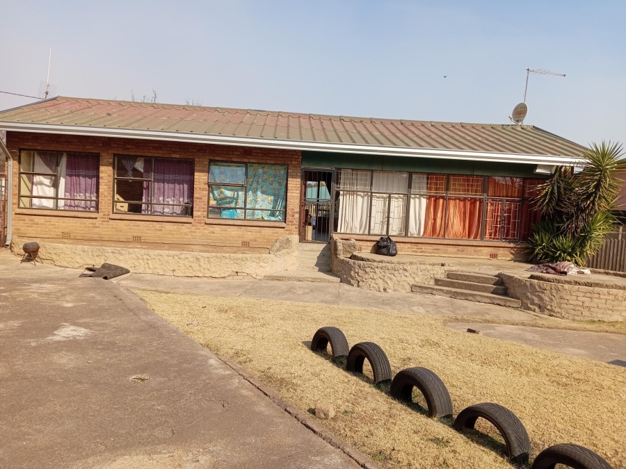 To Let 3 Bedroom Property for Rent in Dalpark Gauteng