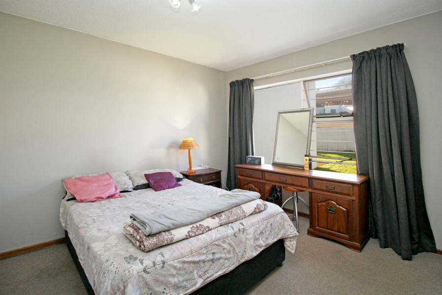 2 Bedroom Property for Sale in Weltevreden Park Gauteng