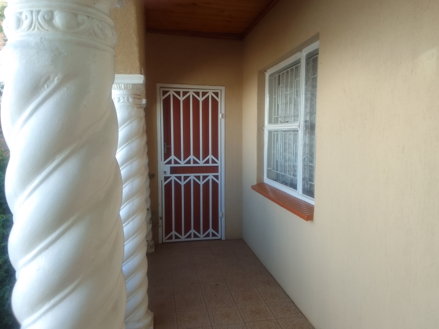 3 Bedroom Property for Sale in Lenasia Ext 8 Gauteng