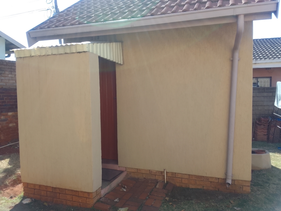 3 Bedroom Property for Sale in Lenasia Ext 8 Gauteng