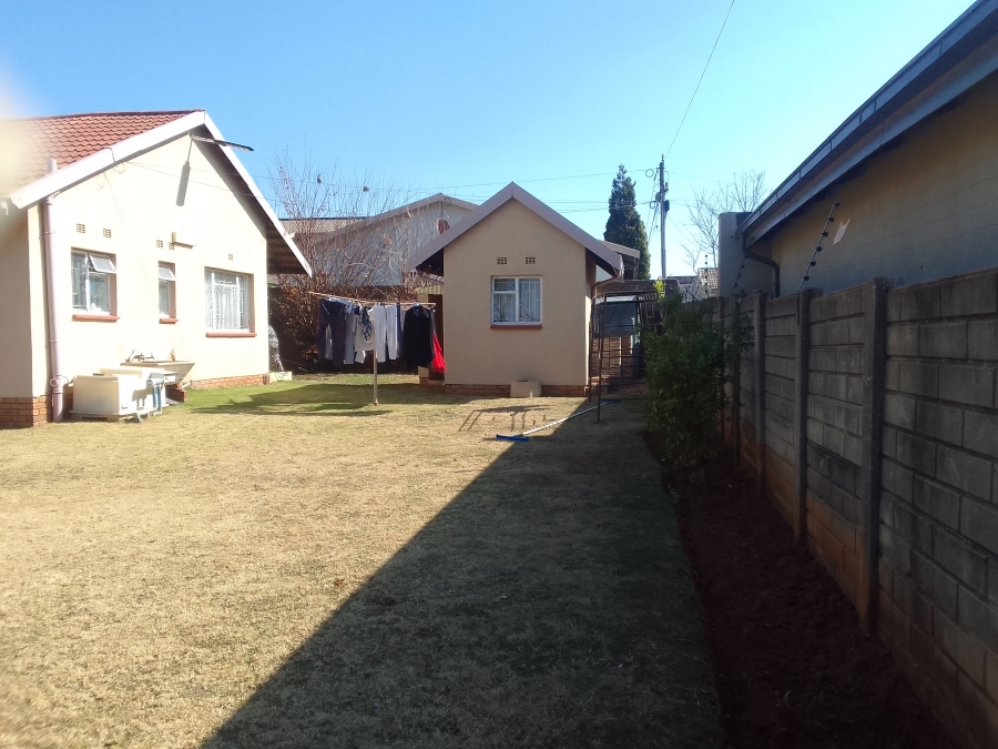 3 Bedroom Property for Sale in Lenasia Ext 8 Gauteng