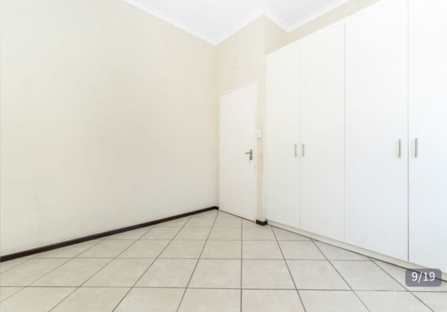 To Let 2 Bedroom Property for Rent in Goedeburg Gauteng