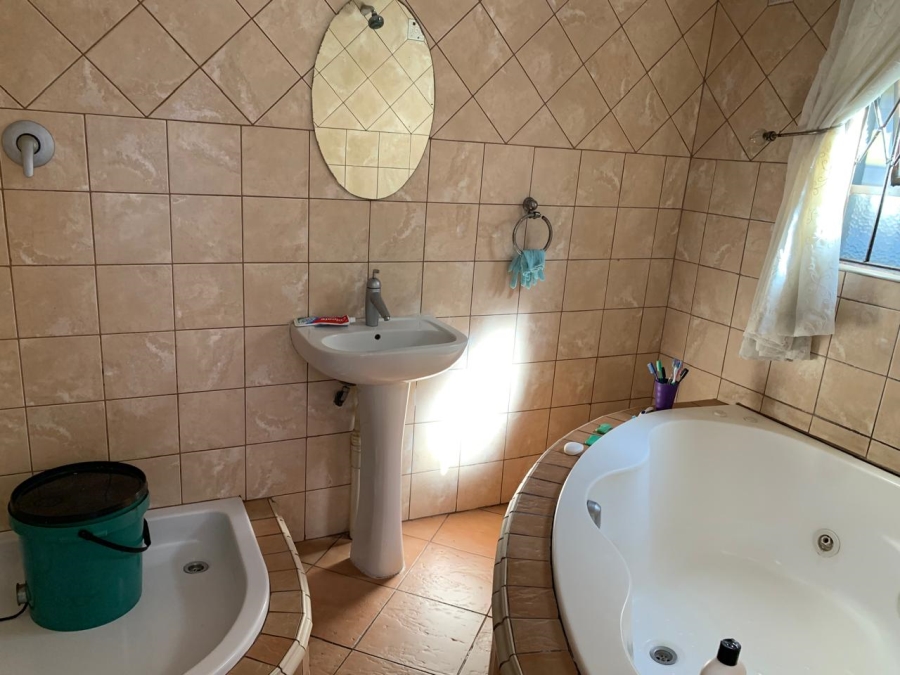 3 Bedroom Property for Sale in Vosloorus Ext 2 Gauteng