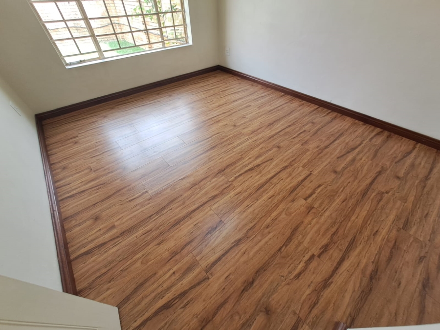 To Let 2 Bedroom Property for Rent in Magalieskruin Gauteng