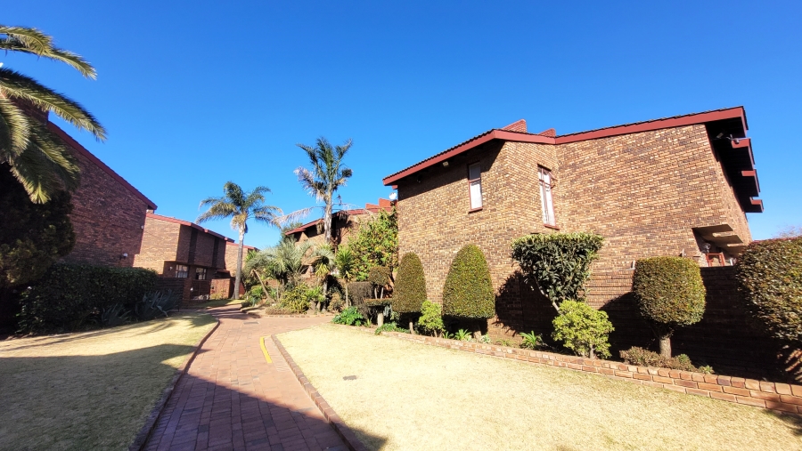 2 Bedroom Property for Sale in The Hill Gauteng