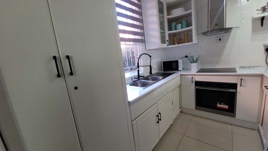 2 Bedroom Property for Sale in The Hill Gauteng