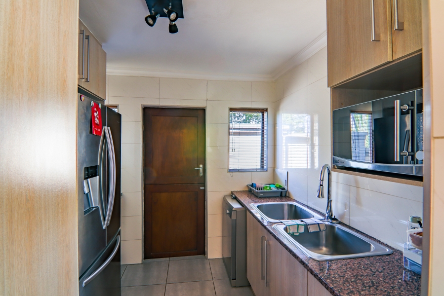 4 Bedroom Property for Sale in Thatchfield Estate Gauteng