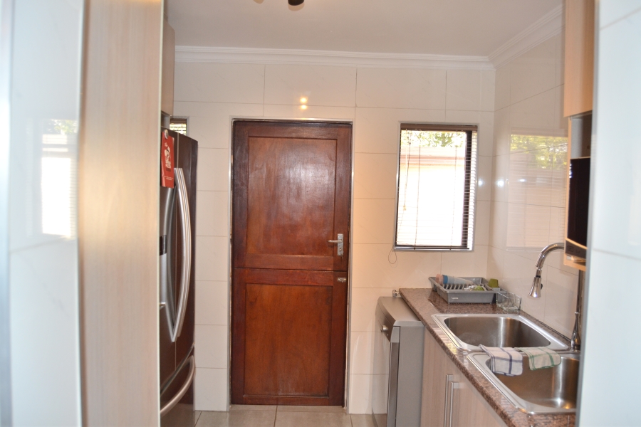 4 Bedroom Property for Sale in Thatchfield Estate Gauteng