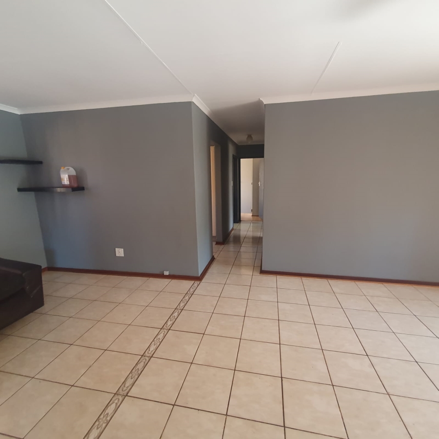 To Let 3 Bedroom Property for Rent in Dorandia Gauteng