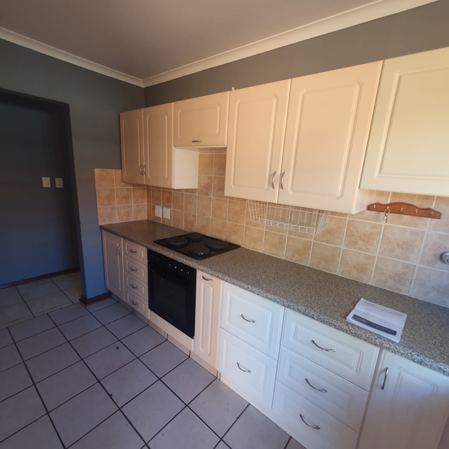 To Let 3 Bedroom Property for Rent in Dorandia Gauteng