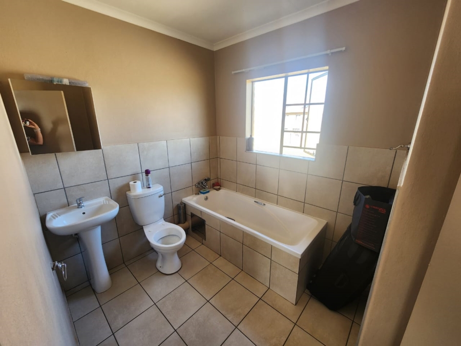 To Let 3 Bedroom Property for Rent in Annlin Gauteng