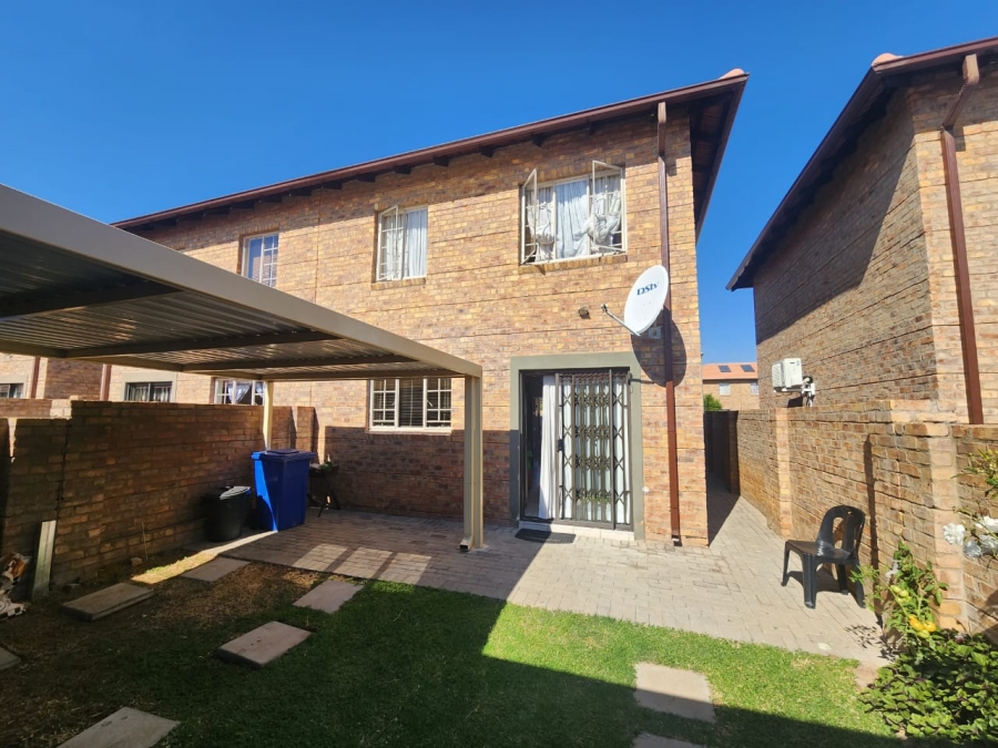 To Let 3 Bedroom Property for Rent in Annlin Gauteng