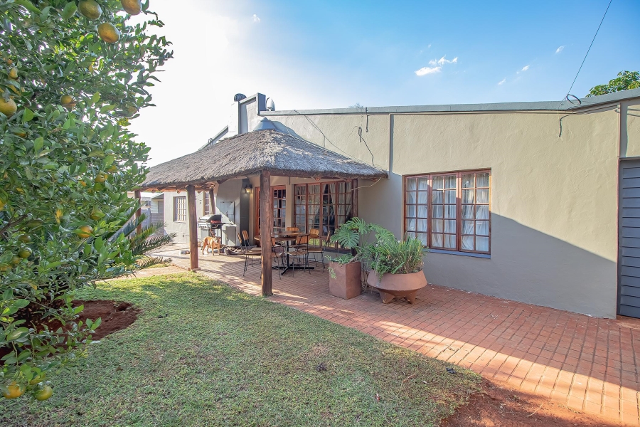 To Let 4 Bedroom Property for Rent in Sinoville Gauteng