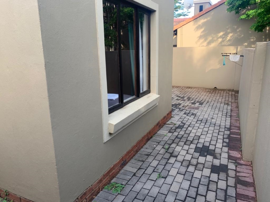 To Let 2 Bedroom Property for Rent in Eco Park Gauteng