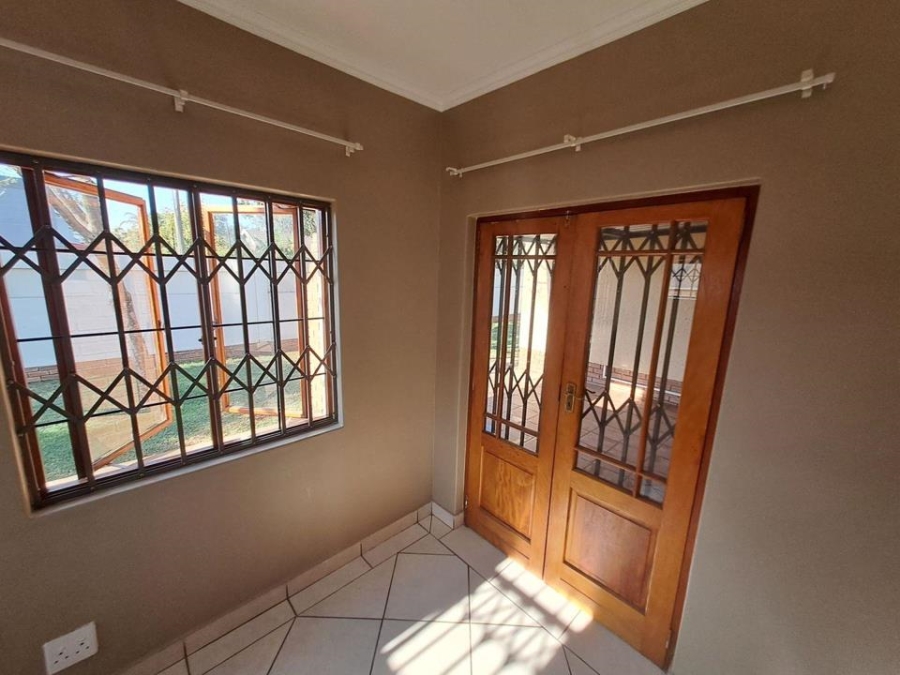 To Let 3 Bedroom Property for Rent in Montana Gauteng