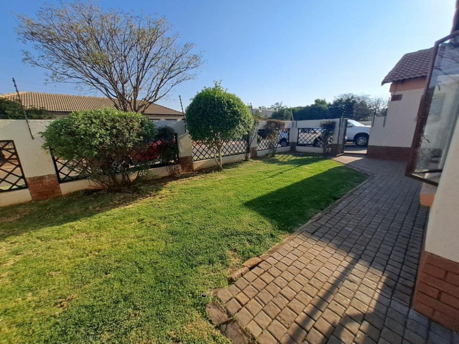 To Let 3 Bedroom Property for Rent in Montana Gauteng