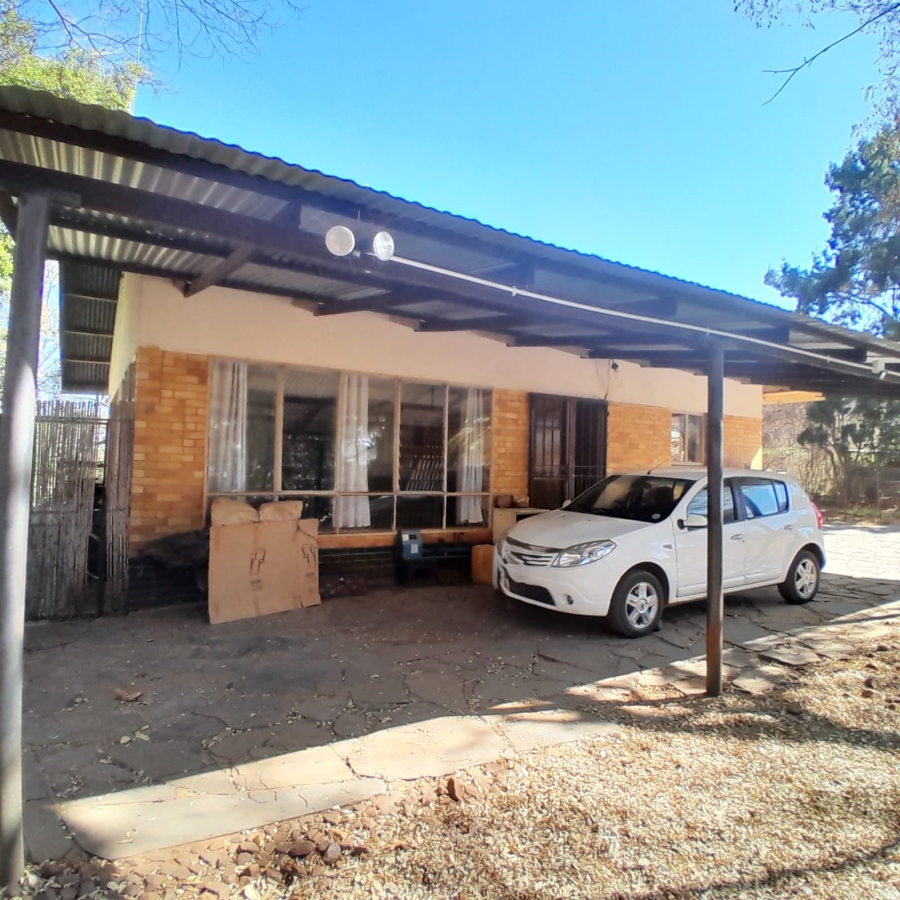 4 Bedroom Property for Sale in Kameeldrift West Gauteng