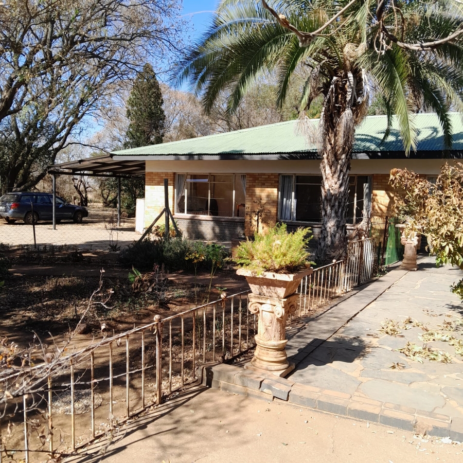 4 Bedroom Property for Sale in Kameeldrift West Gauteng