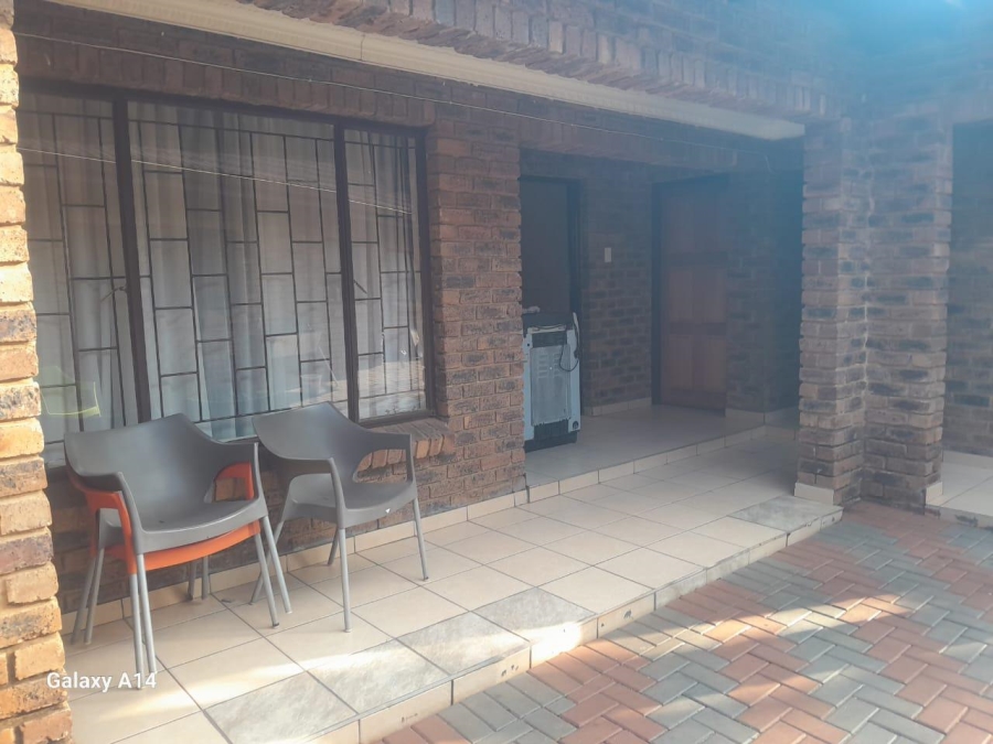 4 Bedroom Property for Sale in Doornpoort Gauteng