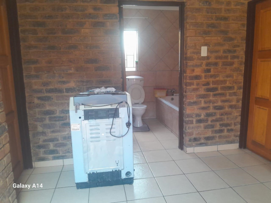 4 Bedroom Property for Sale in Doornpoort Gauteng