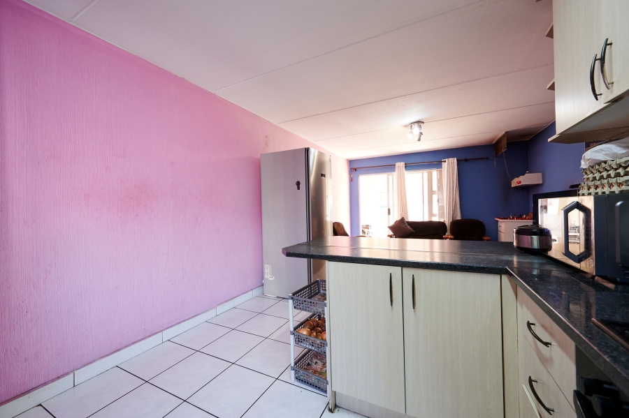 2 Bedroom Property for Sale in Vorna Valley Gauteng